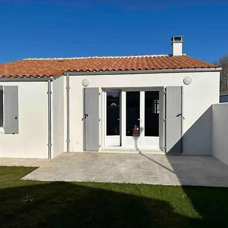 Location Du Klan Des K : 4 Etoiles 150m *