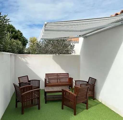 Location Du Klan Des K : 4 Etoiles 150m Les Sables Vignier